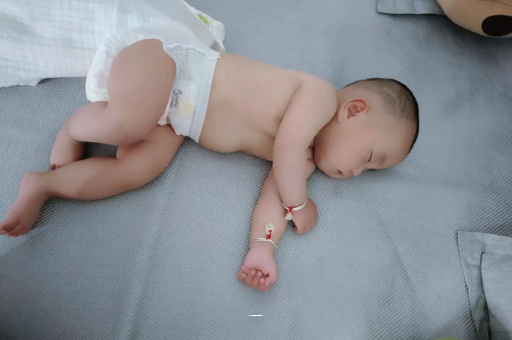 吴忠宝宝积食发烧怎么处理
